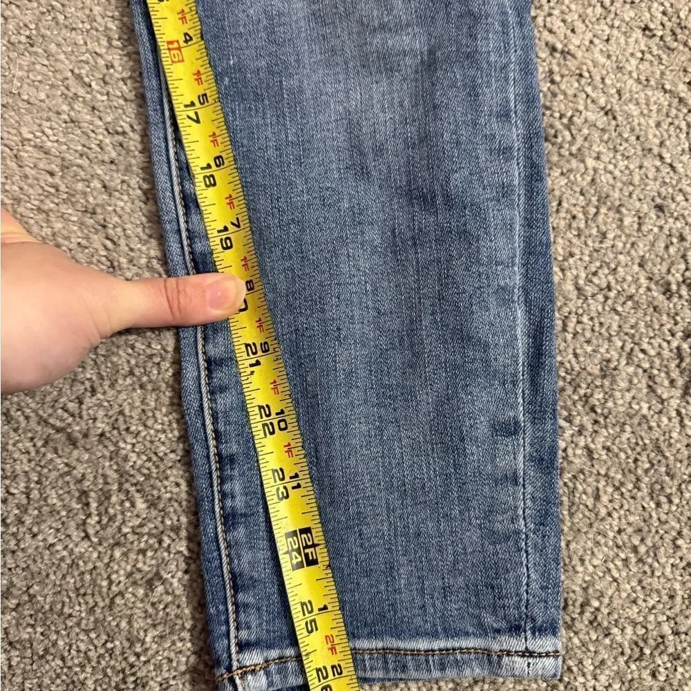 7 For All Man Kind Aubrey B(Air) Skinny Jeans Size 27 Medium Wash